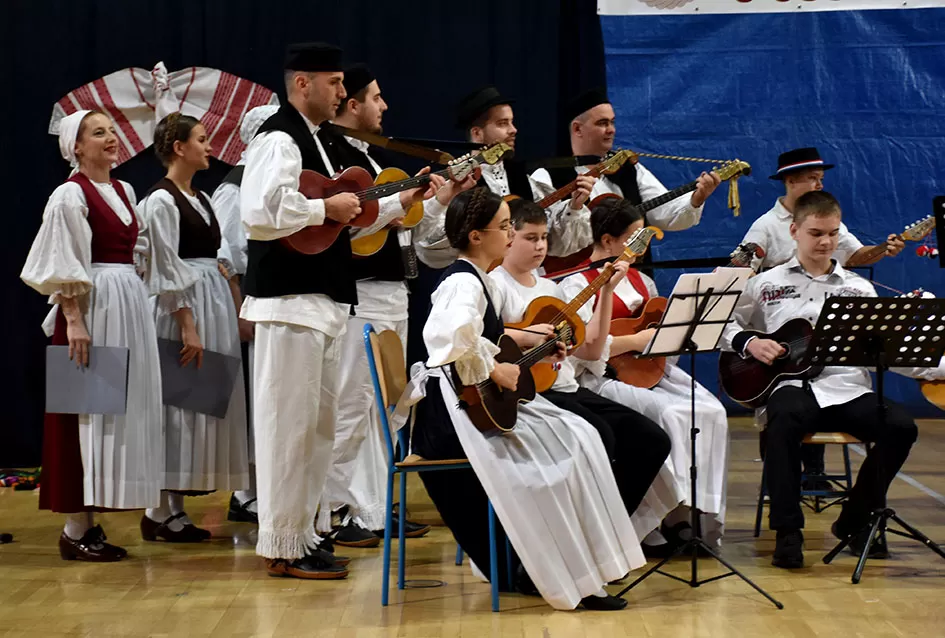 Brestovačka priredba donijela poruke zajedništva, empatije i dobrote