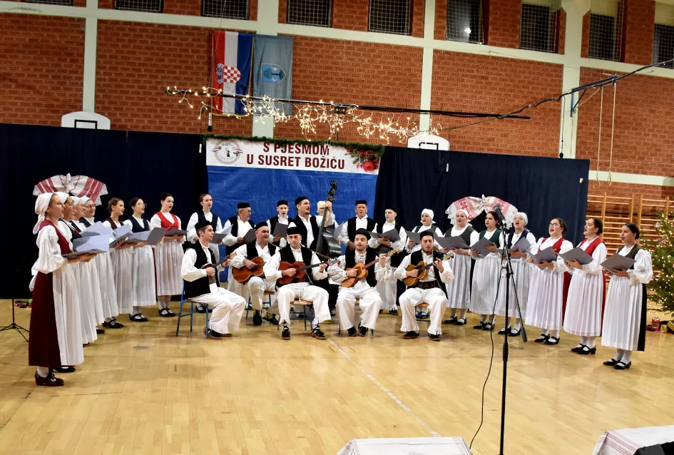 Brestovačka priredba donijela poruke zajedništva, empatije i dobrote