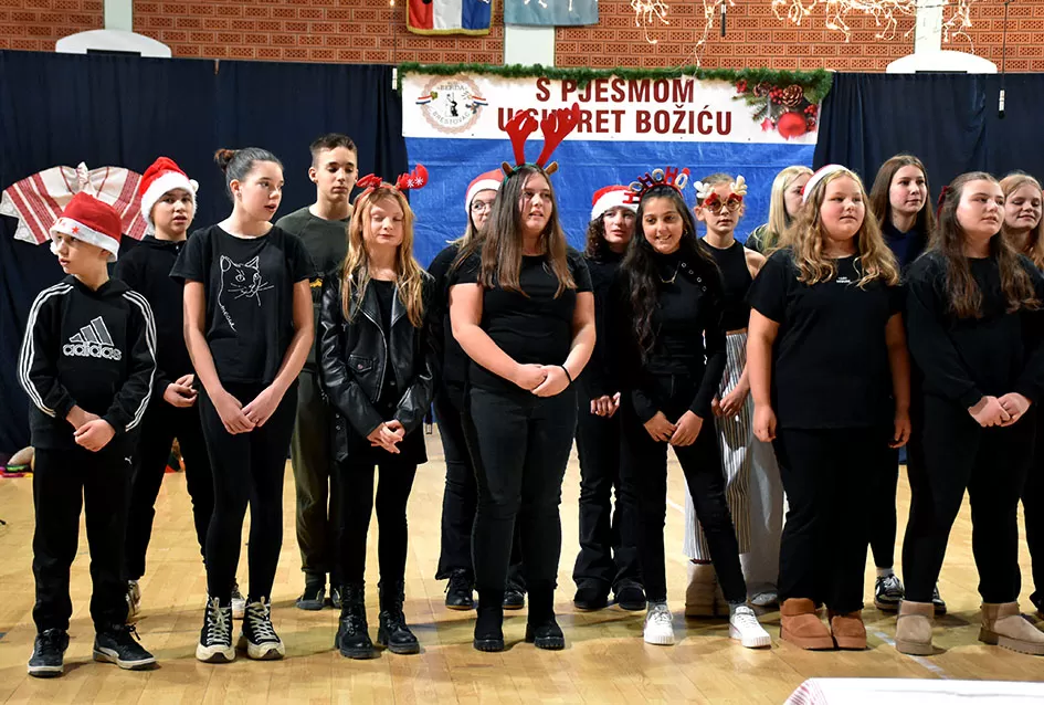 Brestovačka priredba donijela poruke zajedništva, empatije i dobrote