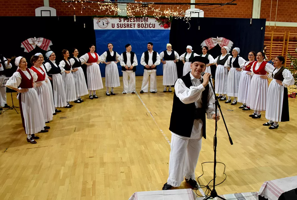 Brestovačka priredba donijela poruke zajedništva, empatije i dobrote