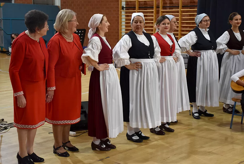 Brestovačka priredba donijela poruke zajedništva, empatije i dobrote