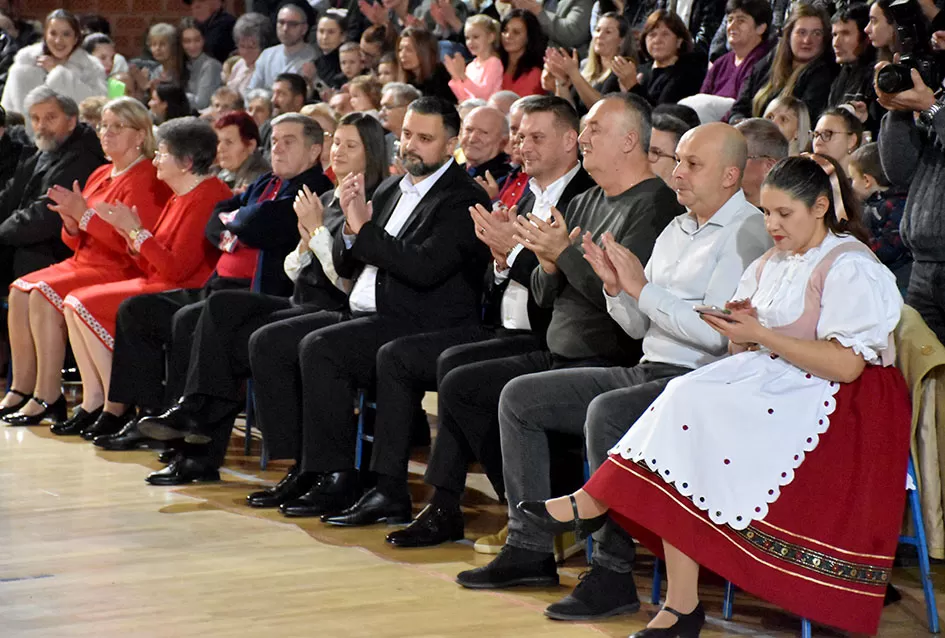 Brestovačka priredba donijela poruke zajedništva, empatije i dobrote