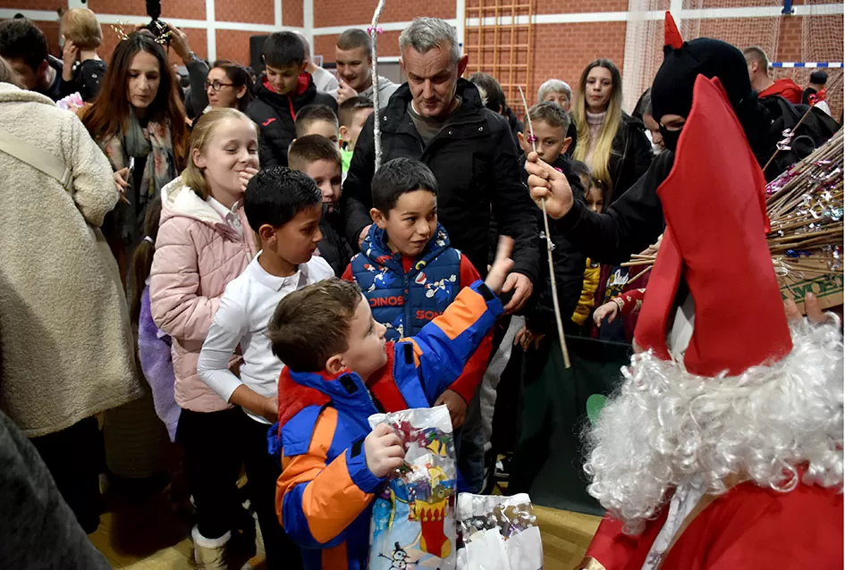Brestovačka priredba donijela poruke zajedništva, empatije i dobrote
