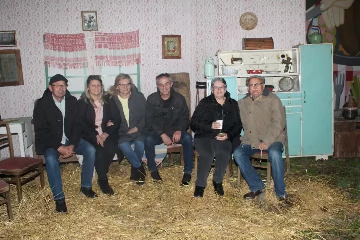 U Bećarskom šoru u znaku osoba „zlatne dobi“, ribiča i Tamburaškog sastava „Podrumski bećari”