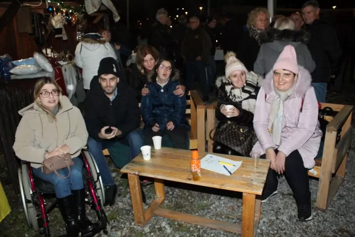U Bećarskom šoru u znaku osoba „zlatne dobi“, ribiča i Tamburaškog sastava „Podrumski bećari”