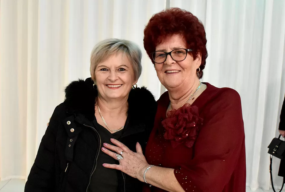 Plesna zabava u Gloriji unijela blagdanski duh u Požegu