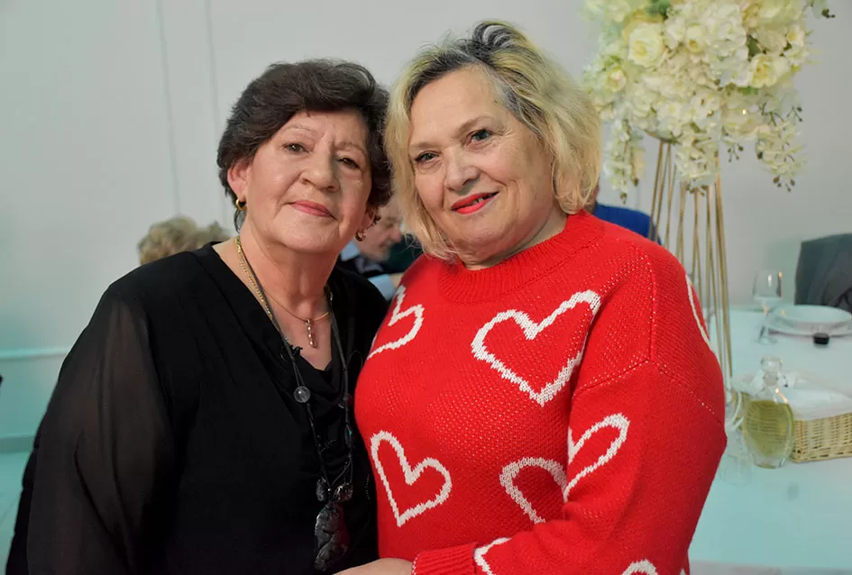 Plesna zabava u Gloriji unijela blagdanski duh u Požegu