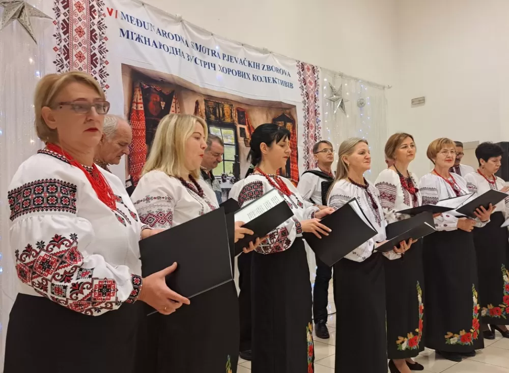 6. SMOTRA PJEVAČKIH ZBOROVA - Glazbena simbioza tradicije Ukrajinaca i Hrvata