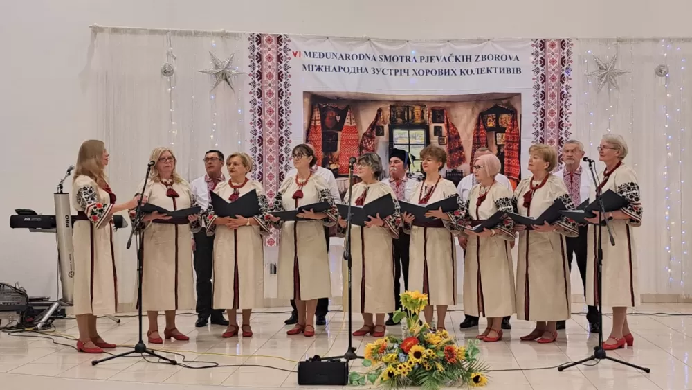 6. SMOTRA PJEVAČKIH ZBOROVA - Glazbena simbioza tradicije Ukrajinaca i Hrvata