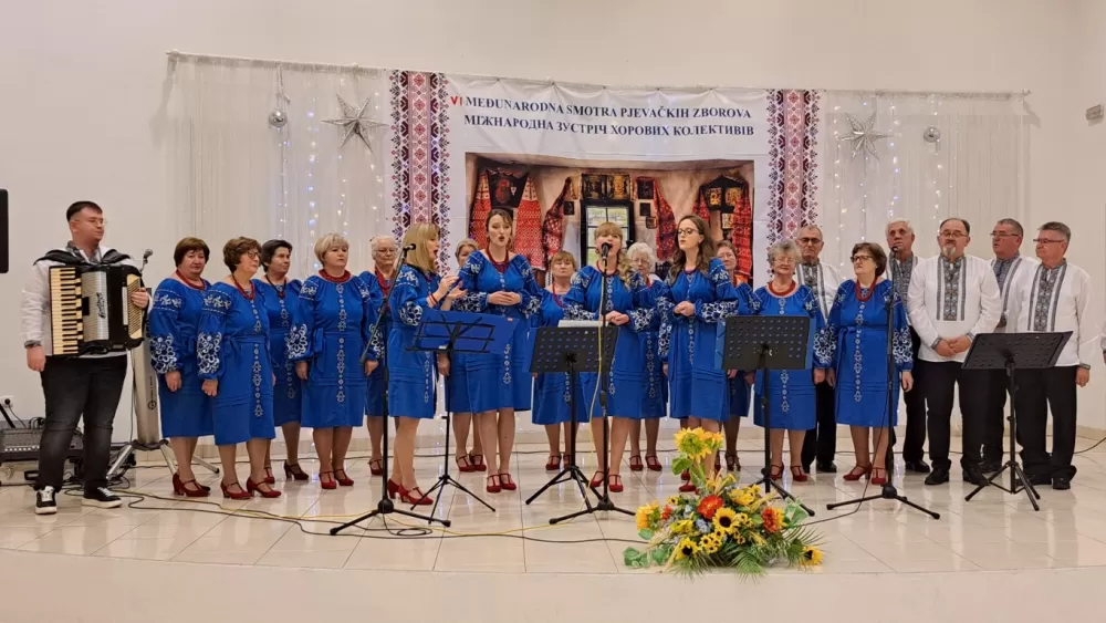 6. SMOTRA PJEVAČKIH ZBOROVA - Glazbena simbioza tradicije Ukrajinaca i Hrvata