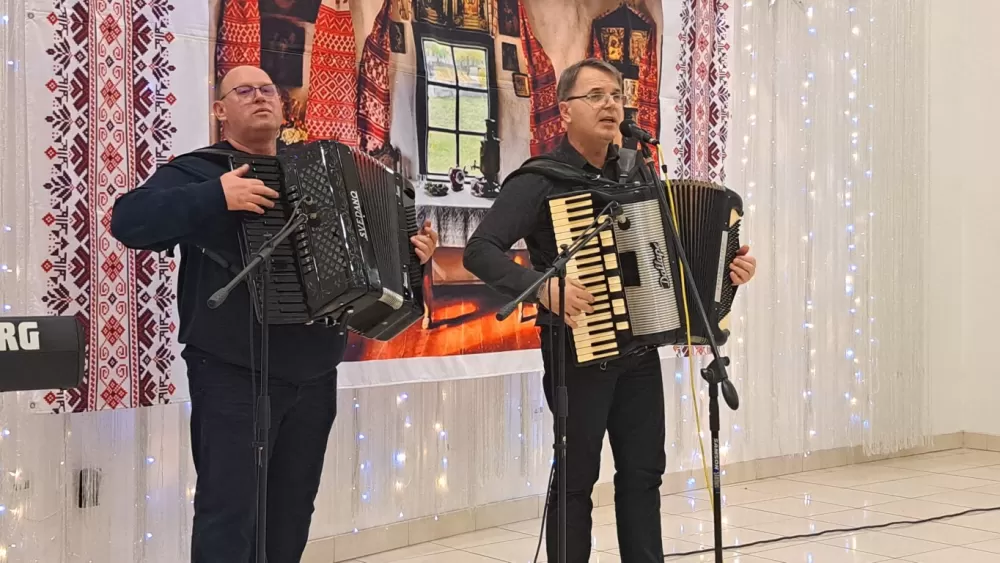 6. SMOTRA PJEVAČKIH ZBOROVA - Glazbena simbioza tradicije Ukrajinaca i Hrvata