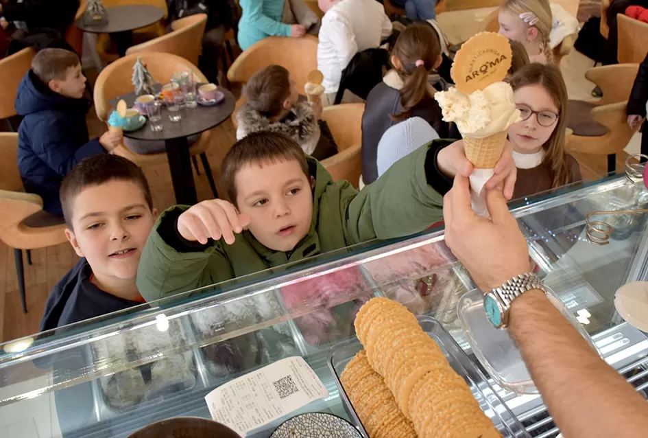 Slastice kao nagrada: Blagdanska radost za učenike Ivane Mršić