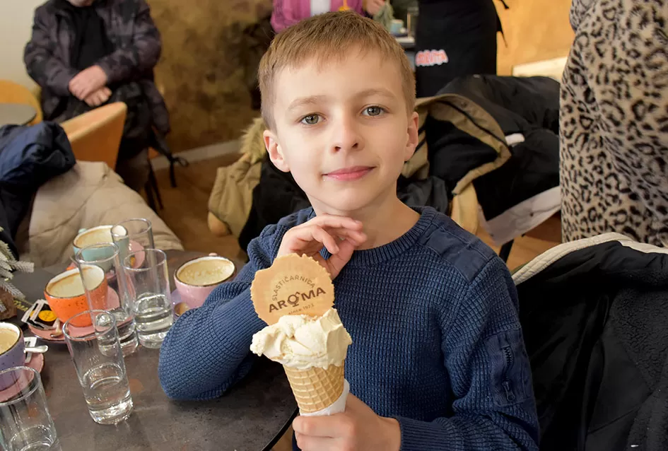 Slastice kao nagrada: Blagdanska radost za učenike Ivane Mršić