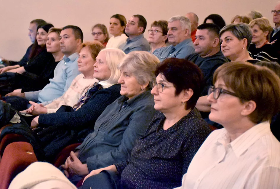Od Lisinskog do Južne Koreje: ʼVila Velebitaʼ i ʼSinovi Ataraʼ priredili nezaboravnu adventsku večer