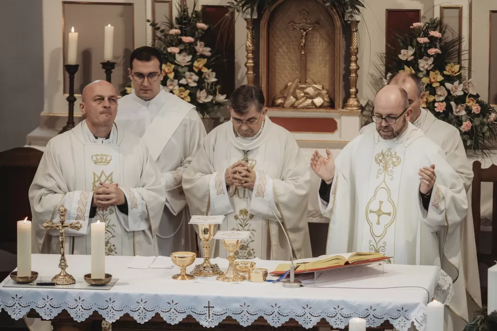 Vetovo proslavilo 90. obljetnicu posvećenja crkve