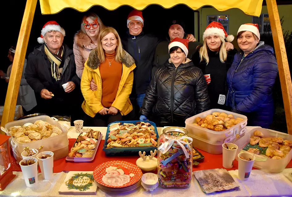 Požega.eu | Advent u Ljeskovici: Zajedništvo, pjesma i darovi unijeli blagdansku radost u Dom za odrasle osobe