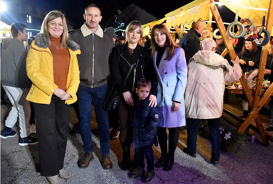 Advent u Ljeskovici: Zajedništvo, pjesma i darovi unijeli blagdansku radost u Dom za odrasle osobe