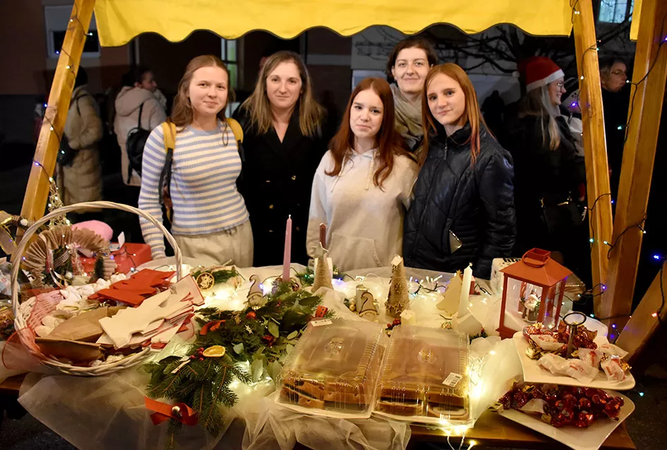 Advent u Ljeskovici: Zajedništvo, pjesma i darovi unijeli blagdansku radost u Dom za odrasle osobe