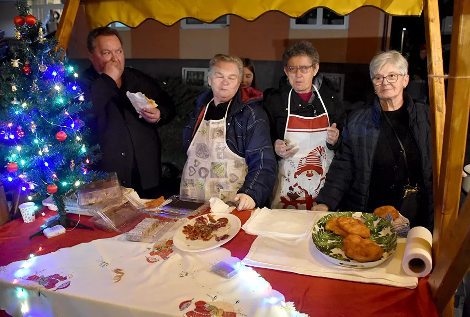 Advent u Ljeskovici: Zajedništvo, pjesma i darovi unijeli blagdansku radost u Dom za odrasle osobe