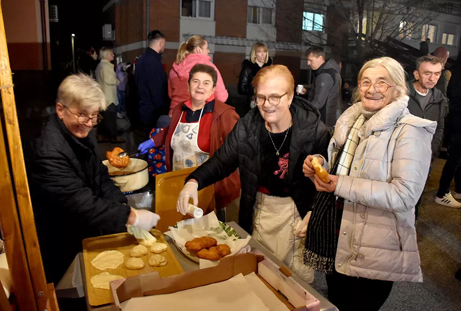 Advent u Ljeskovici: Zajedništvo, pjesma i darovi unijeli blagdansku radost u Dom za odrasle osobe