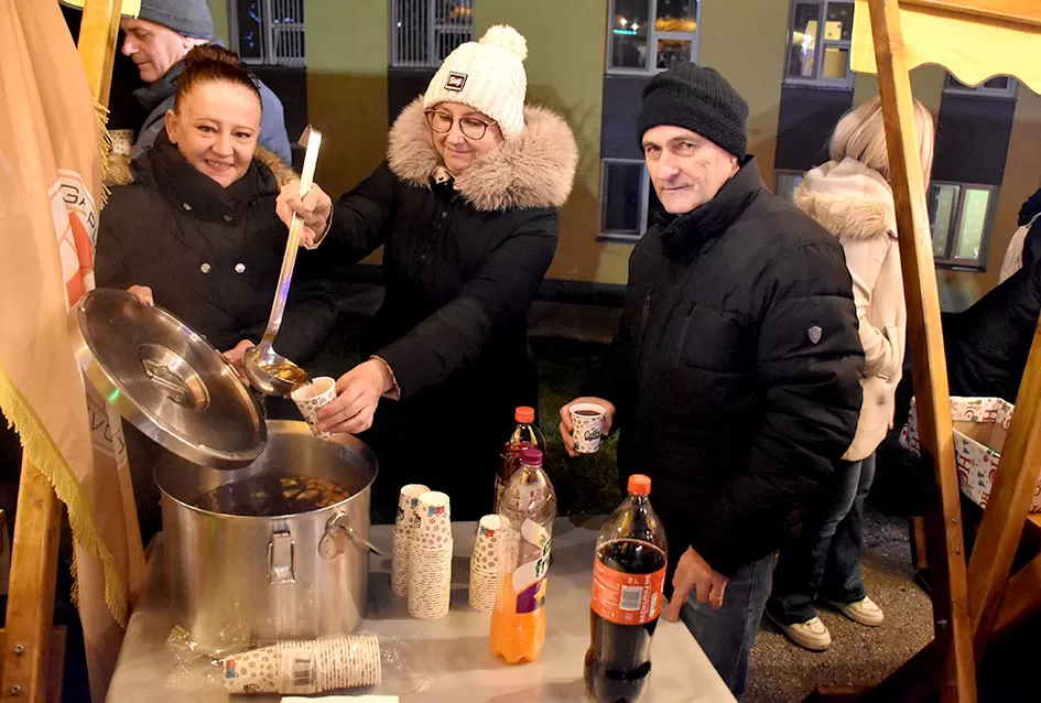 Advent u Ljeskovici: Zajedništvo, pjesma i darovi unijeli blagdansku radost u Dom za odrasle osobe