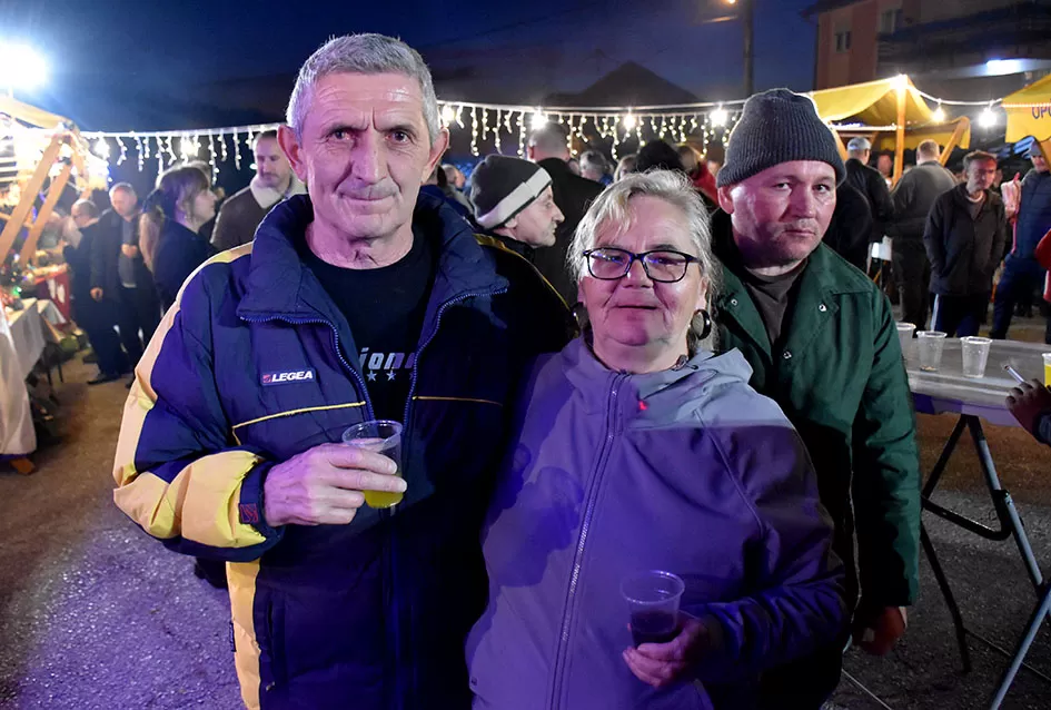 Advent u Ljeskovici: Zajedništvo, pjesma i darovi unijeli blagdansku radost u Dom za odrasle osobe