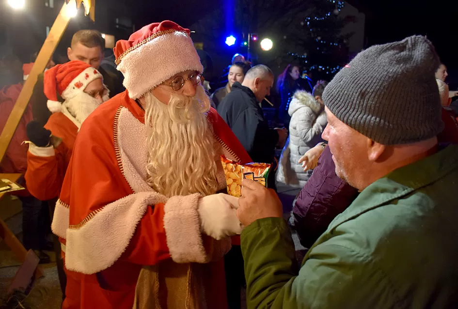 Advent u Ljeskovici: Zajedništvo, pjesma i darovi unijeli blagdansku radost u Dom za odrasle osobe