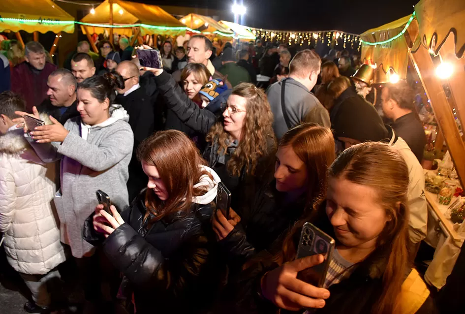 Advent u Ljeskovici: Zajedništvo, pjesma i darovi unijeli blagdansku radost u Dom za odrasle osobe