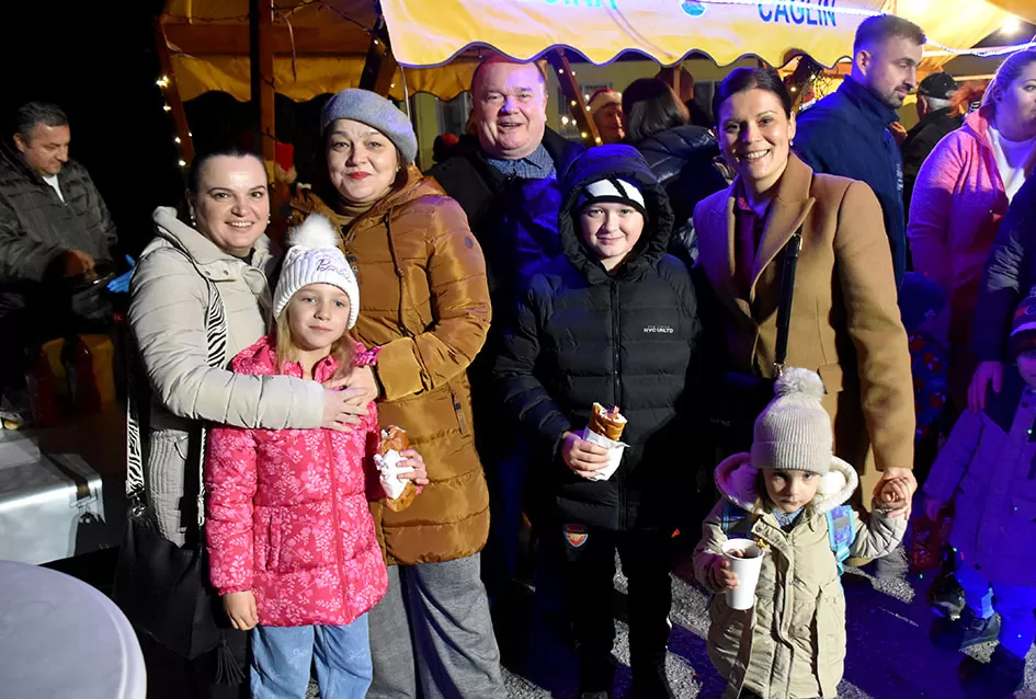 Advent u Ljeskovici: Zajedništvo, pjesma i darovi unijeli blagdansku radost u Dom za odrasle osobe