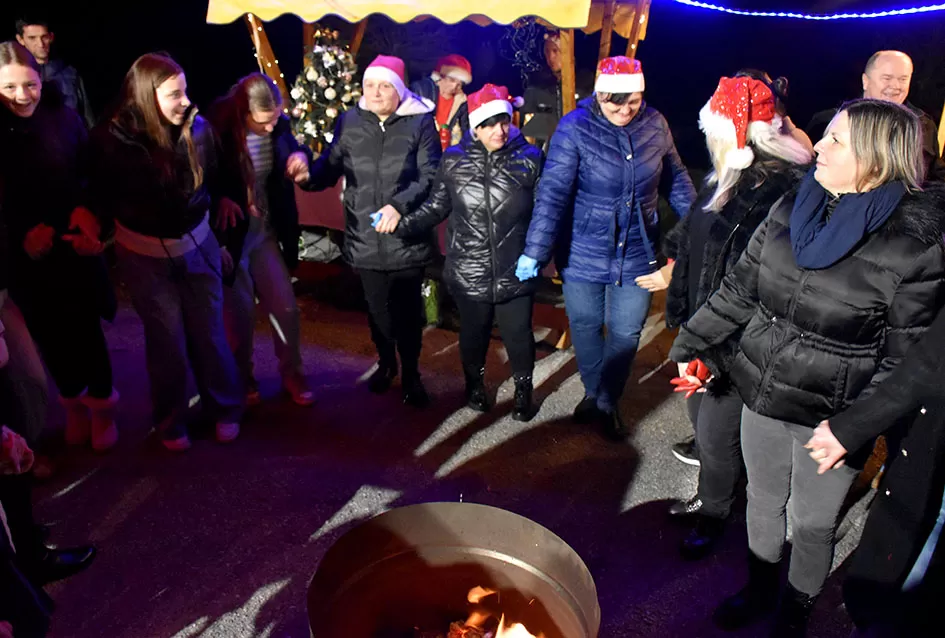 Advent u Ljeskovici: Zajedništvo, pjesma i darovi unijeli blagdansku radost u Dom za odrasle osobe