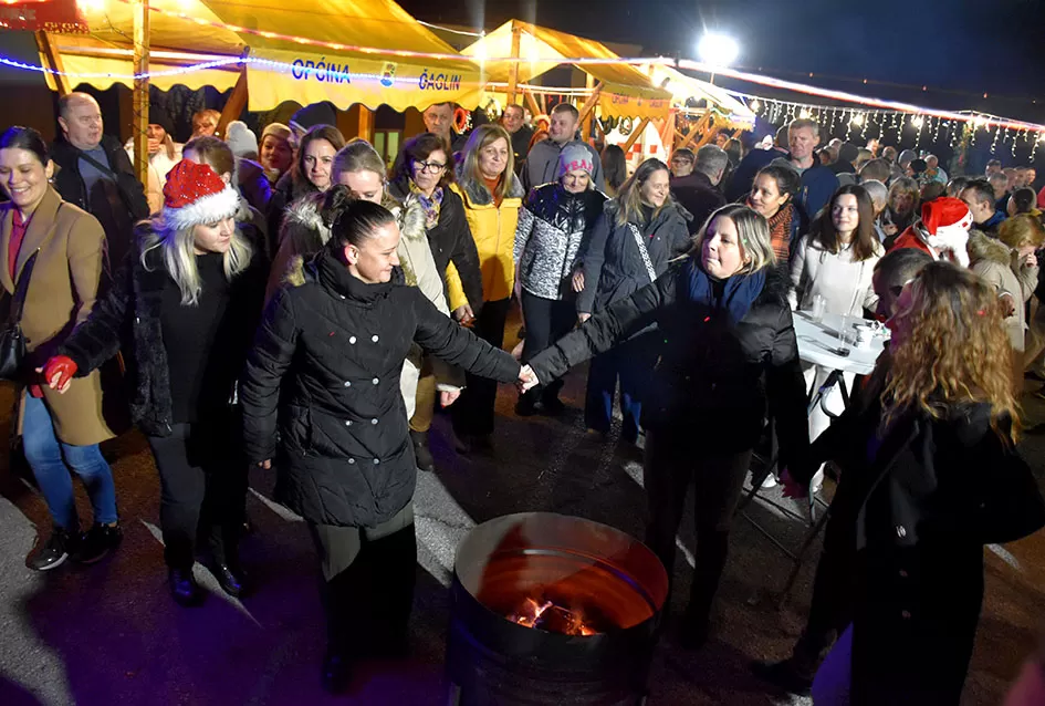 Advent u Ljeskovici: Zajedništvo, pjesma i darovi unijeli blagdansku radost u Dom za odrasle osobe