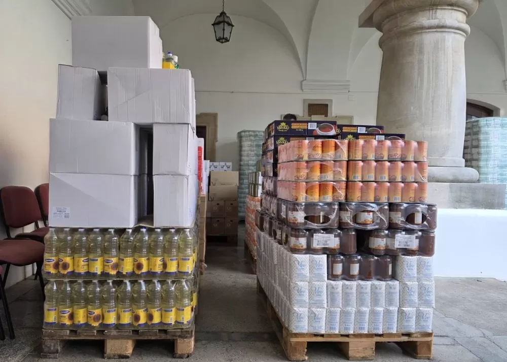 Brodskom Socijalnom dućanu uručena vrijedna donacija članova HDZ-a s ʼKolonijeʼ