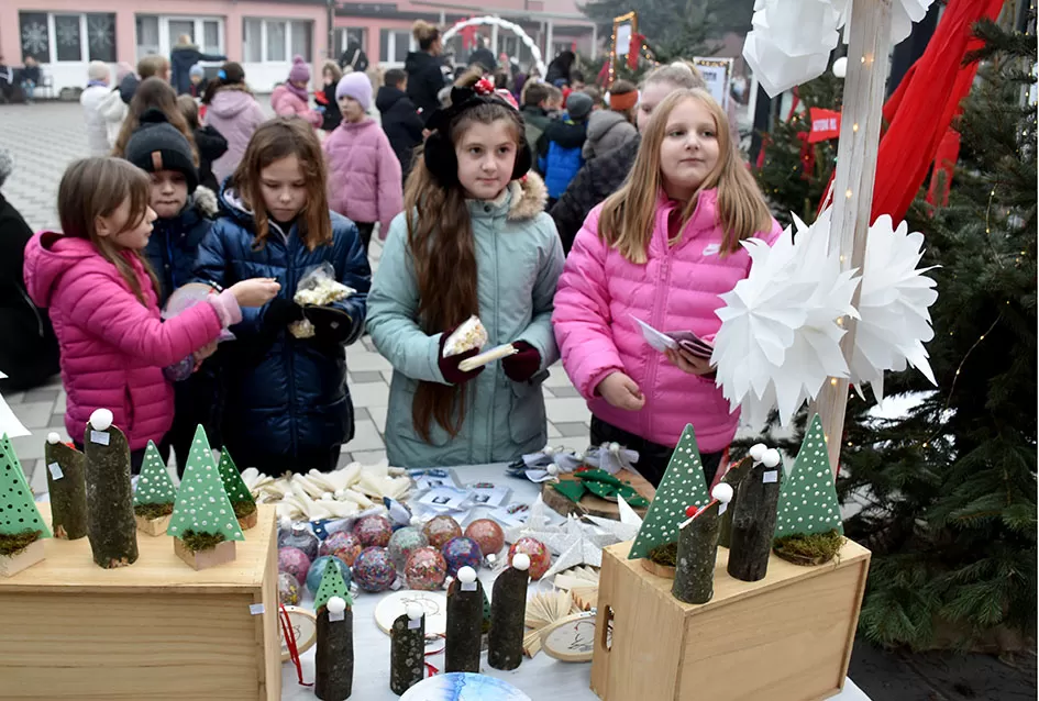 Zadrugari OŠ ʼDobriša Cesarićʼ: Od otpada do blagdanske čarolije