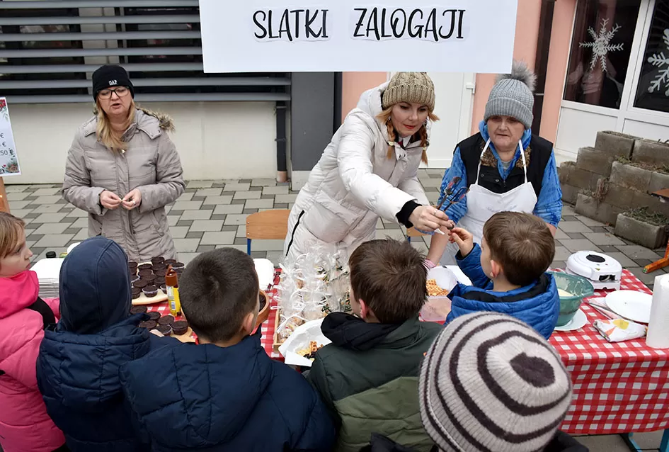 Zadrugari OŠ ʼDobriša Cesarićʼ: Od otpada do blagdanske čarolije