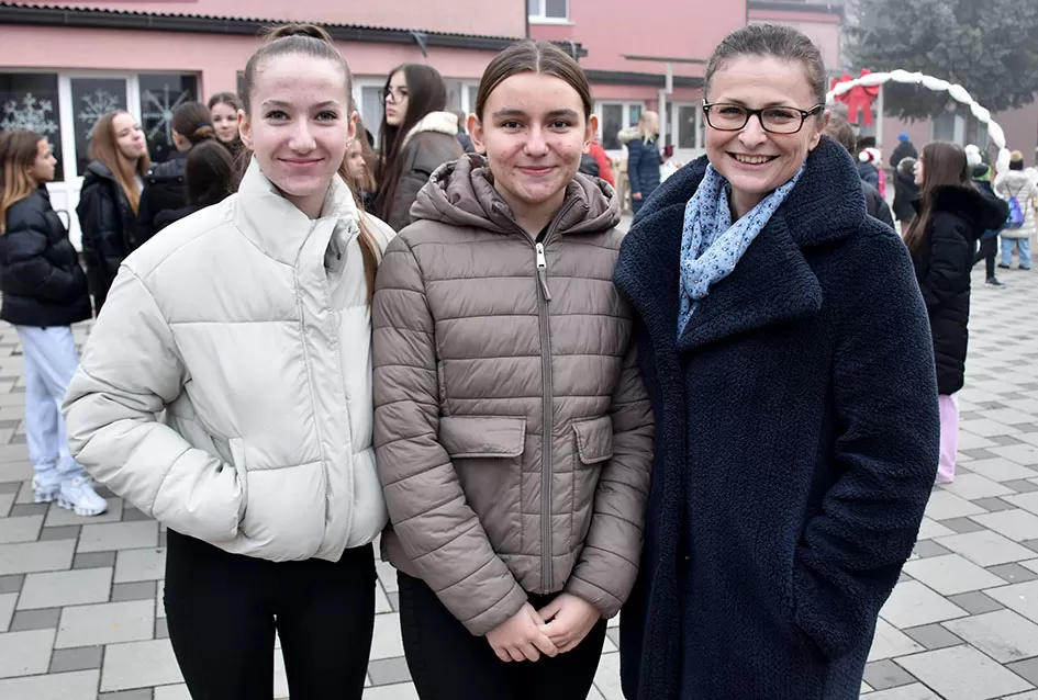 Zadrugari OŠ ʼDobriša Cesarićʼ: Od otpada do blagdanske čarolije