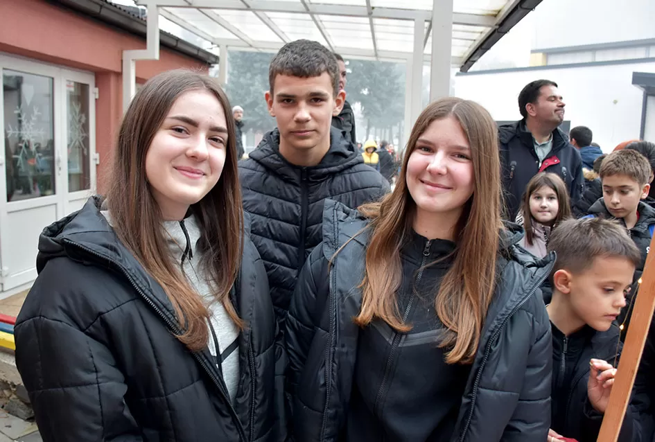 Zadrugari OŠ ʼDobriša Cesarićʼ: Od otpada do blagdanske čarolije