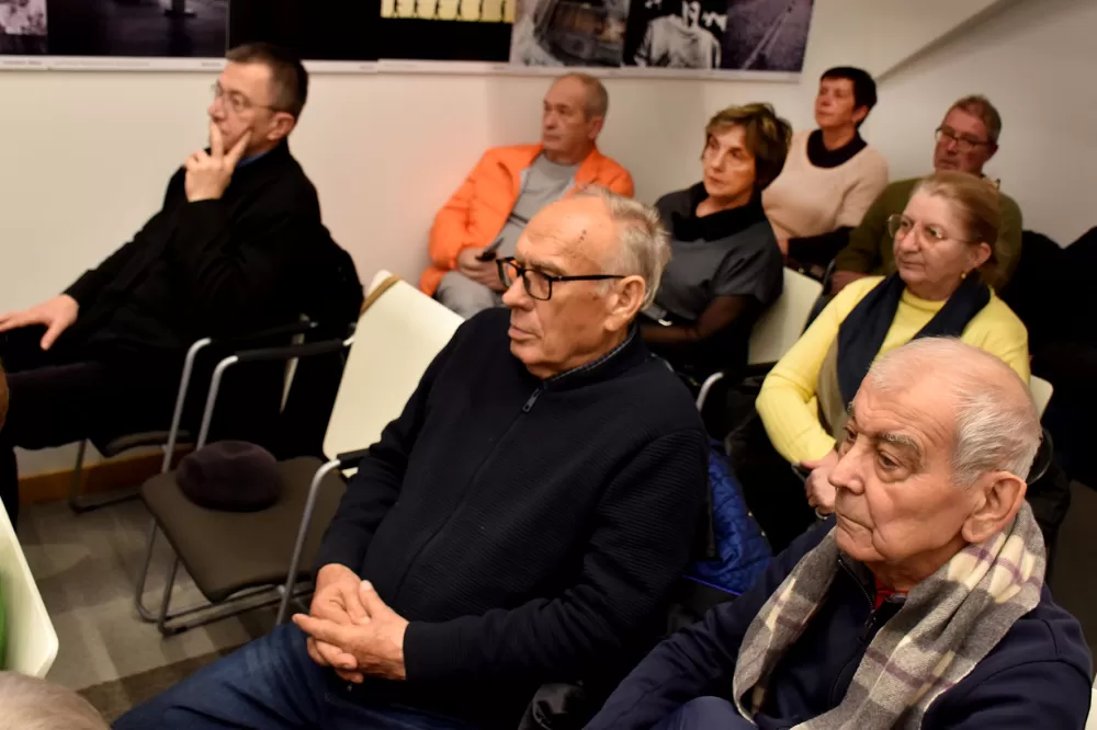 Svečana godišnja skupština Povijesnoga društva Požega: Georgije Diklić primio je Godišnju nagradu 