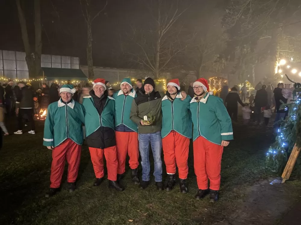 Adventska radost u Alilovcima: Mališani vrtića Bambi oduševili mještane predblagdanskim programom