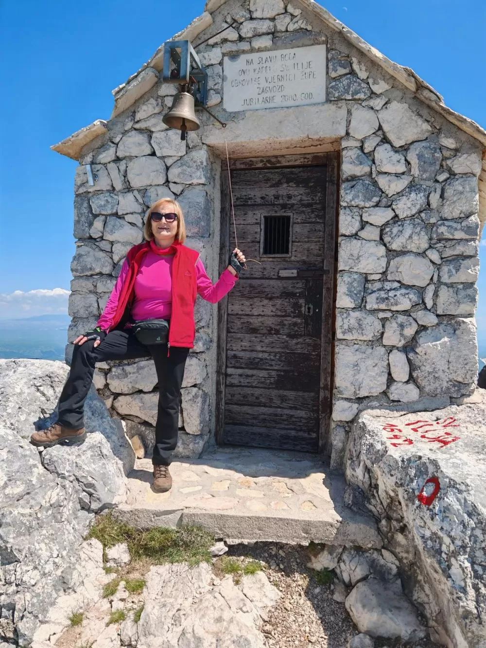 Dr. Rajka Šimunović dobitnica najvišeg priznanja Hrvatskog planinarskog saveza za 150 osvojenih vrhova Hrvatske