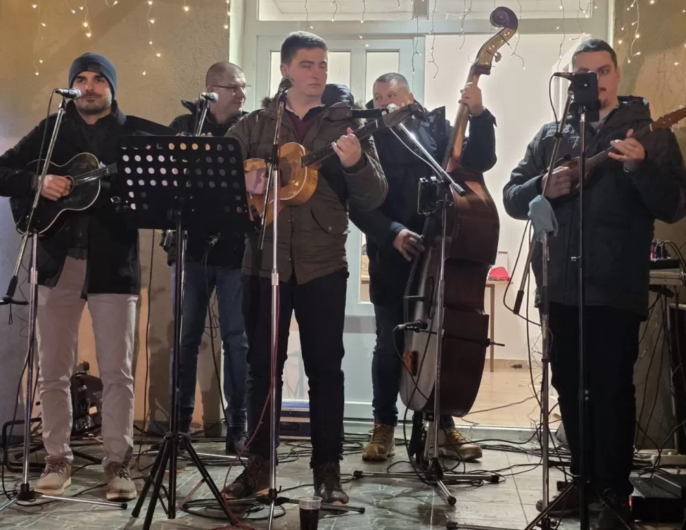 SLAVONSKI ADVENT - Zajedništvo u iščekivanju Božića