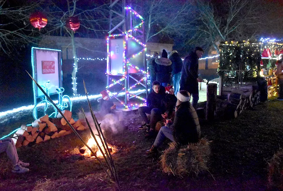 Mladi iz Daranovaca zajedništvom i entuzijazmom oživjeli adventsku priču svoga mjesta koja je okupila gotovo 200 mještana