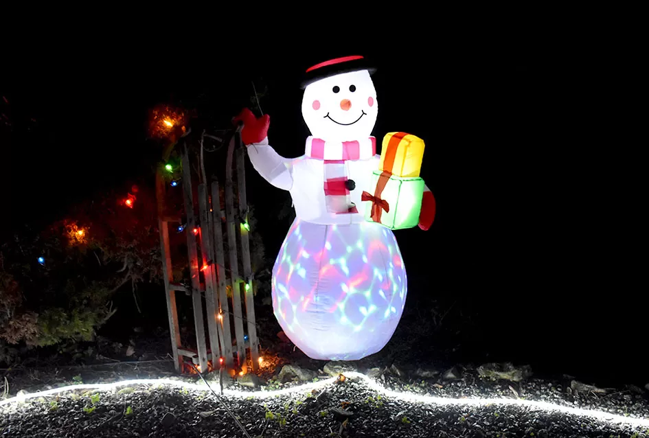 Mladi iz Daranovaca zajedništvom i entuzijazmom oživjeli adventsku priču svoga mjesta koja je okupila gotovo 200 mještana