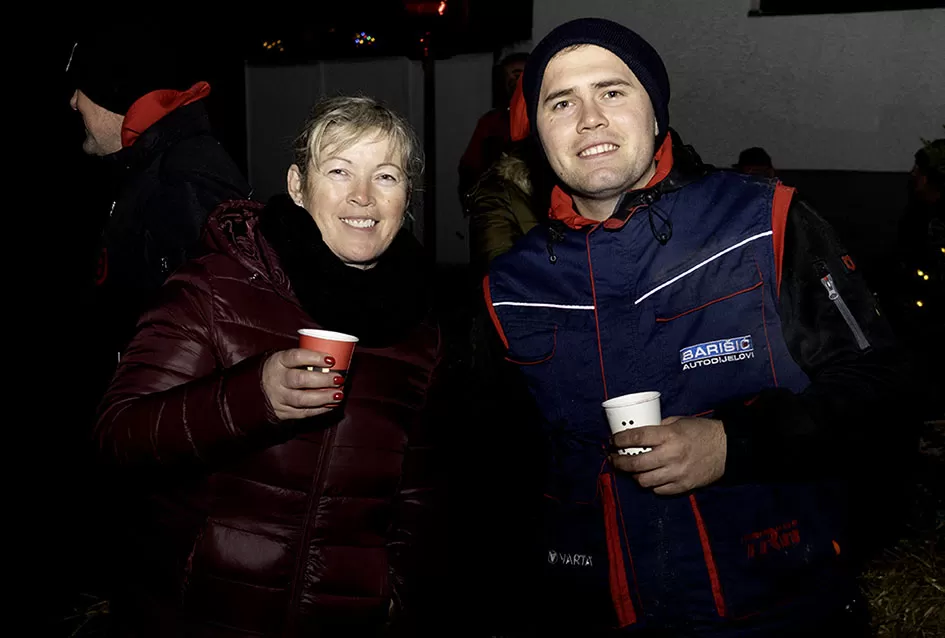 Mladi iz Daranovaca zajedništvom i entuzijazmom oživjeli adventsku priču svoga mjesta koja je okupila gotovo 200 mještana