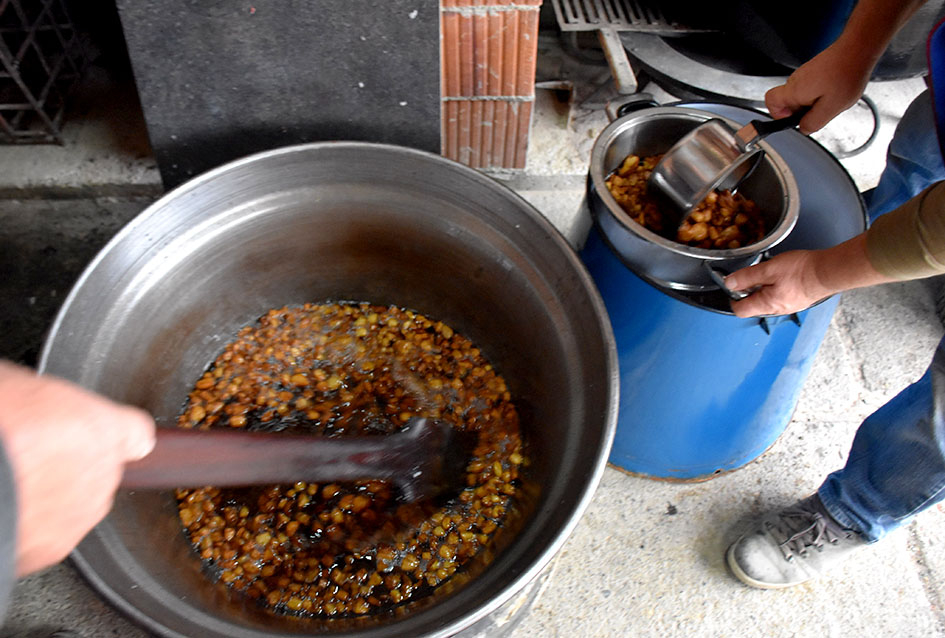 Preradili tonu mesa žive vage