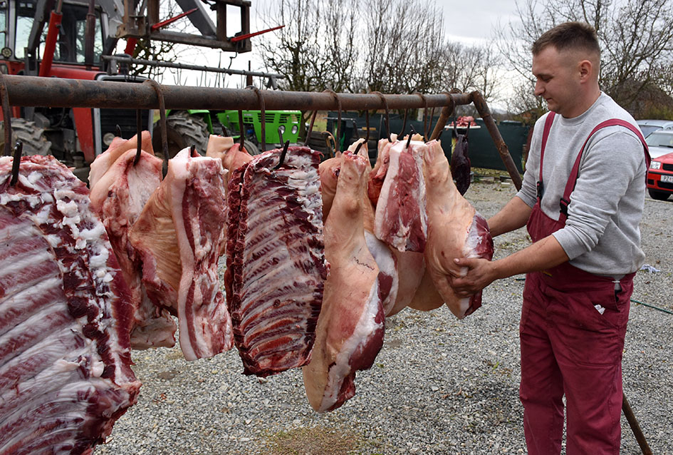 Preradili tonu mesa žive vage