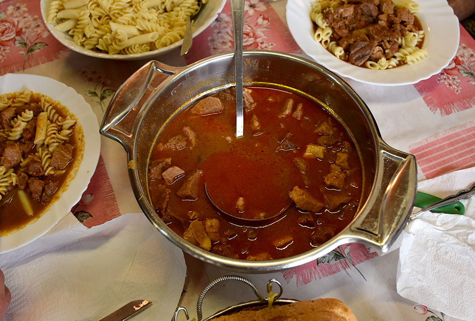 Preradili tonu mesa žive vage