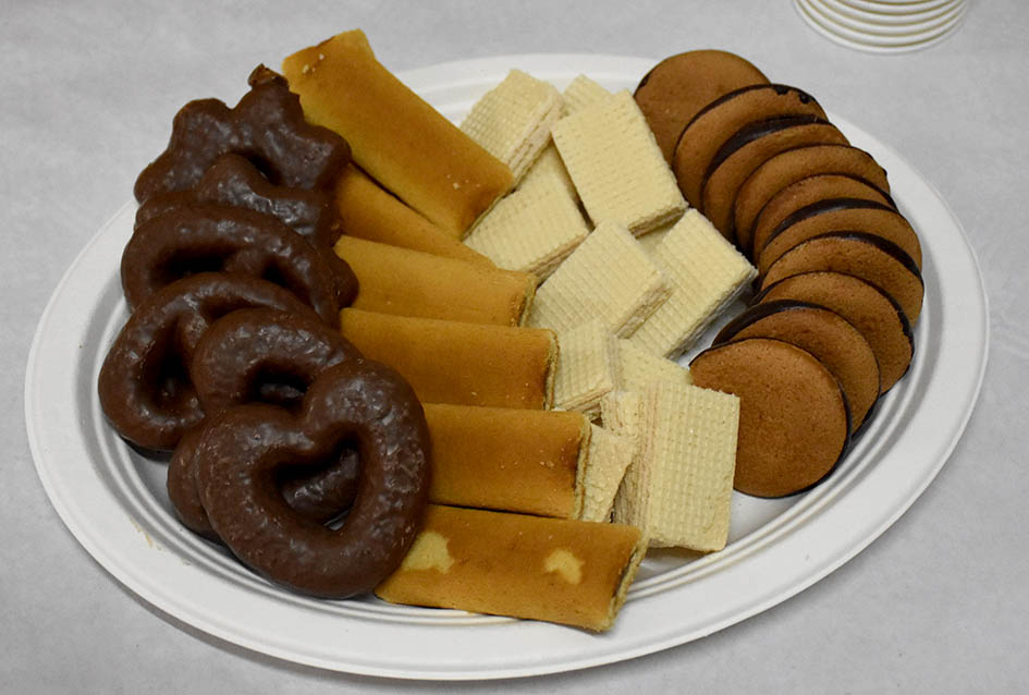 SV. NIKOLA RAZVESELIO NAJMLAĐE STANOVNIKE DRŠKOVACA: Podijeljeno pedesetak slatkih paketića /FOTO/