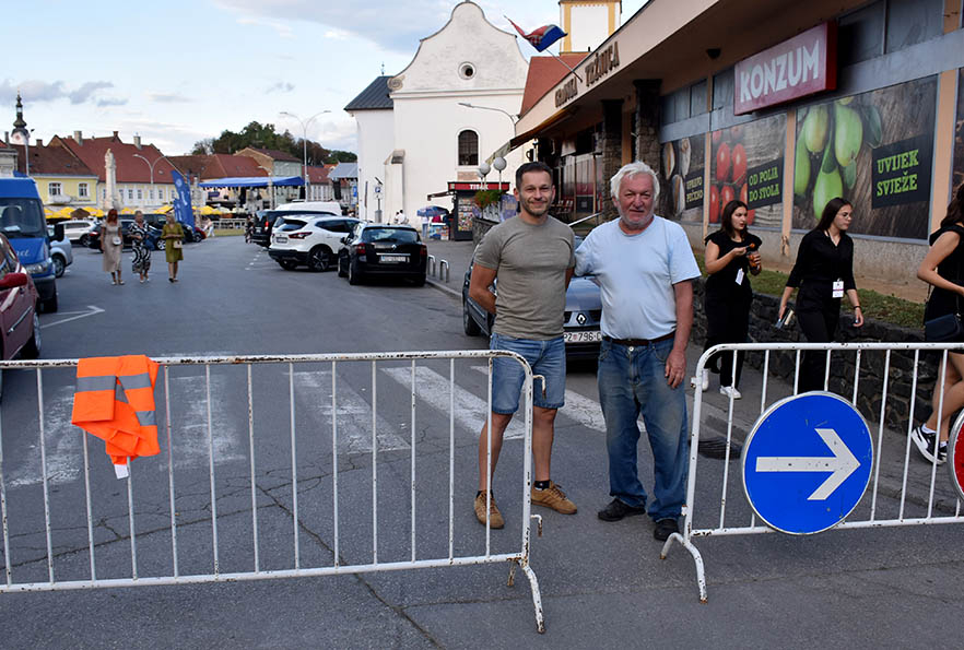 [FOTOGALERIJA]  Završnica “Zlatnih žica Slavonije Požega 2023”: Večer novih tamburaških pjesama