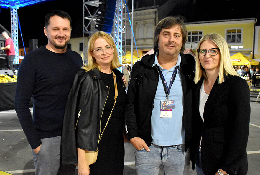[FOTOGALERIJA]  Završnica “Zlatnih žica Slavonije Požega 2023”: Večer novih tamburaških pjesama