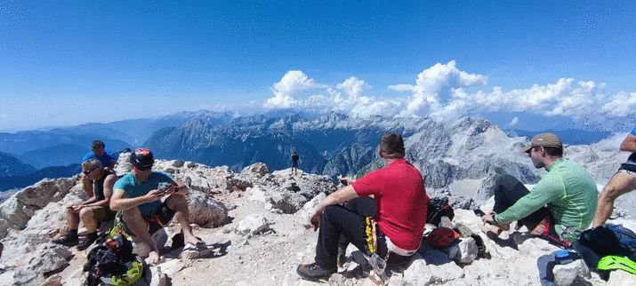 [FOTO] Kutjevački planinari osvojili Triglav: Uzbudljivi uspon na najviši vrh Slovenije